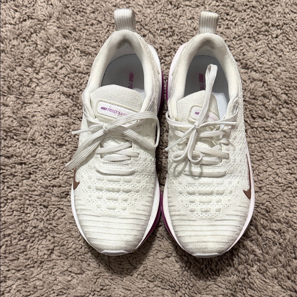Nike Women's White and Pink Sneakers